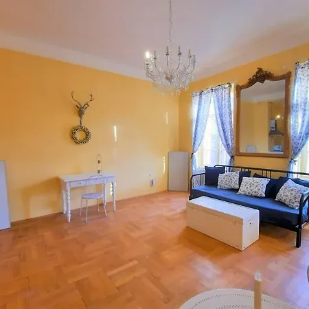 Apartment Sisi-schloss Rudolfsvilla - Sechser - 24 Gaeste