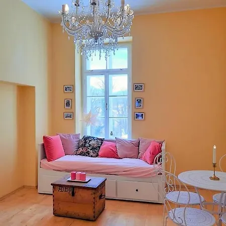 Apartment Sisi-schloss Rudolfsvilla - Sechser - 24 Gaeste