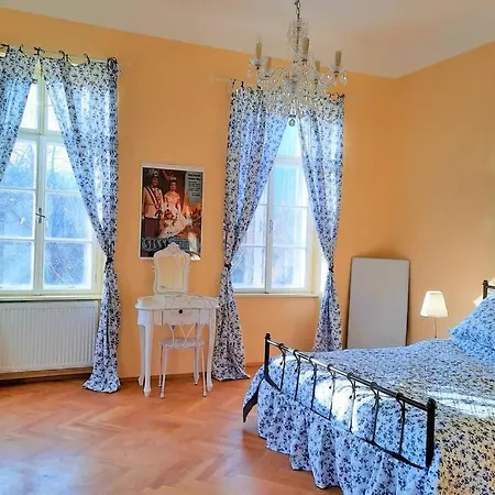 Sisi-schloss Rudolfsvilla - Sechser - 24 Gaeste