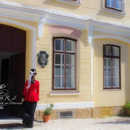 Sisi-schloss Rudolfsvilla - Sechser - 24 Gaeste *